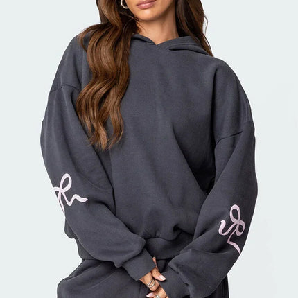Dames Tracksuit Grijs | Oversized Design | Roze Grafische Strikdetails | Comfortabele Katoen Polyester Mix | Stijlvolle Set