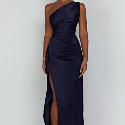 Eva | Luxe Geplooide Satijnen Maxi Jurk Met One-Shoulder | Chique Splitjurk Voor Speciale Gelegenheden | Feestelijke Damesjurk