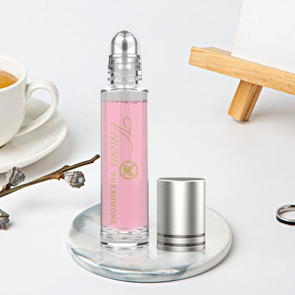 PheroScents | Feromonen Parfum Vrouwen | Verhoogt Charisma en Zelfvertrouwen | Verfijnde en Licht Geparfumeerde Geur | Ftalaatvrij | Makkelijk te Gebruiken Rollerball | Langdurige Geur | Compact en Reisklaar | Geschikt voor Elke Gelegenheid