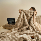 Zachte Luxe Dubbele Fleece Dekens | Comfortabel Warm Faux Rabbit Ontwerp | Perfect voor Slaapkamer Bank Auto | Alle Seizoenen