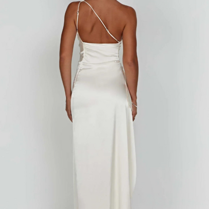Eva | Luxe Geplooide Satijnen Maxi Jurk Met One-Shoulder | Chique Splitjurk Voor Speciale Gelegenheden | Feestelijke Damesjurk