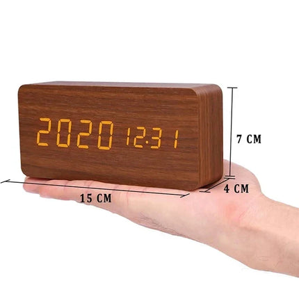 WoodWatch LED Wekker | Houtlook | Spraakbediening | Temperatuurweergave | Tot 3 Alarmen | Instelbare Helderheid | Modern Design