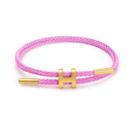 Armband Koord Gevlochten | Stijlvolle Metalen H-Sluiting | Modern Ontwerp | Veelzijdige Kleurenopties | Uniseks Accessoire | Tijdloos Vakmanschap | Minimalistisch & Laagjesstijl | Elegant Design | Fashion Statement
