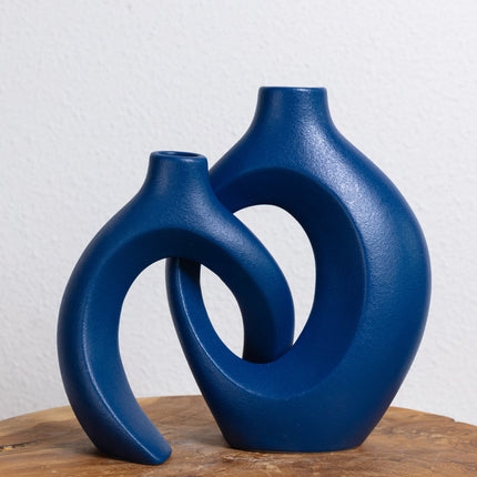 Gleora Keramische Bloemenvaas | Verweven Ontwerp | Duurzaam Materiaal | Elegant en Verfijnd | Ideaal voor Bloemstukken | Moderne Chique Interieur Decoratie | Stabiele Basis | Makkelijk Schoon te Maken | 26,5x20,8x21cm
