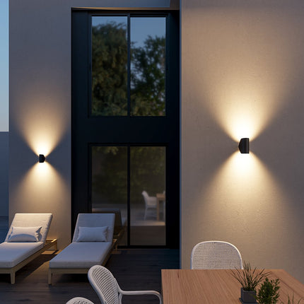 Moderne LED Wandverlichting | Subtiele Verlichting | Luxe Uitstraling | Hoogwaardige Afwerking | Past Bij Diverse Interieurstijlen | Energiezuinig | Niet-Verblindende Gloed | Geschikt Voor Elke Kamer | Functioneel Ontwerp | Sfeerverlichting