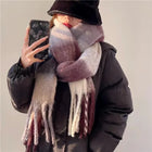 Scarvello | Regenboog Cashmere Dames Sjaal | Warme Zachte Dikke Winteraccessoire | Modieuze Grote Kleurrijke Wollen Sjaal | 38x230cm