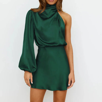 Fuchsia Mini Halterjurk | Asymmetrische Mouw | Satijn | Een Schouder Ontwerp | Gedrapeerde Halslijn | Elegant | Perfect voor Cocktailparty's | Dameskleding | Beschikbaar in Maat S | Polyester | Stretch | Model 160cm Draagmaat S