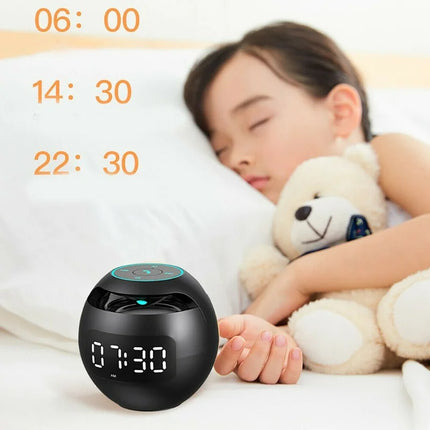 Bluetooth Wekker Speaker | Digitale Wekker | Kleurrijk LED Nachtlampje | 2200mAh Batterij | 5W Speaker | Beweegingsdetectie | TF-kaartsleuf | Bluetooth 5.0 | Dynamisch Licht | Radiofunctie | USB Oplaadkabel | MP3/WMA Ondersteuning | Wit/Zwart/Roze