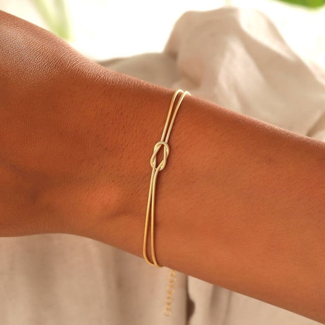 Visconte Armband | Liefdesknoop | Elegant Roestvrij Staal | Waterdicht | Verstelbaar 17-20.5 cm | Unisex | Tijdloos Liefdessymbool | Hypoallergeen | Geschikt Voor Hem En Haar | Perfect Cadeau | Sterk En Duurzaam
