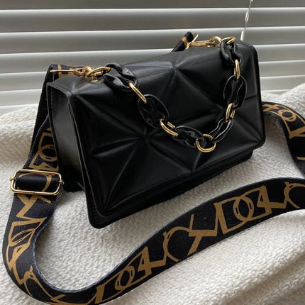 Savannah Dames Handtas Gewatteerd | Ketting Riem | Flap Klepsluiting | Crossbody Schoudertas | Verkrijgbaar in Vier Kleuren | Stijlvol Design | Veelzijdige Draagopties | Casual en Klassiek