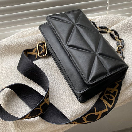 Savannah Dames Handtas Gewatteerd | Ketting Riem | Flap Klepsluiting | Crossbody Schoudertas | Verkrijgbaar in Vier Kleuren | Stijlvol Design | Veelzijdige Draagopties | Casual en Klassiek