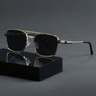 Herenzonnebril Full-Rim | Stijlvol Koper Montuur | Lichtblokkende Polycarbonaat Glazen | Casual & Comfortabel | Noah