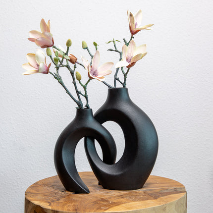 Gleora Keramische Bloemenvaas | Verweven Ontwerp | Duurzaam Materiaal | Elegant en Verfijnd | Ideaal voor Bloemstukken | Moderne Chique Interieur Decoratie | Stabiele Basis | Makkelijk Schoon te Maken | 26,5x20,8x21cm