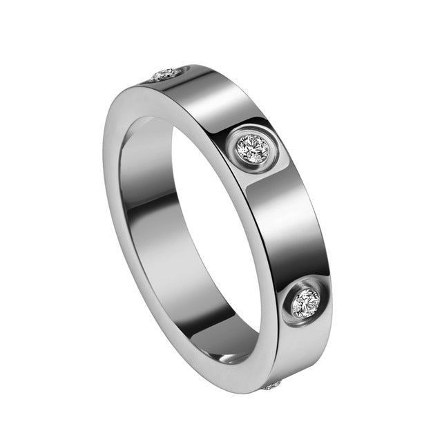 Manhattan | Luxe Ring Bezet Met Sprankelende Stenen | Tijdloos Design In Goud, Roségoud Of Zilver | Elegant Statement Sieraad