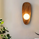 Acaciahout Wandlamp Camille | Natuurlijke Materialen | Sfeervol Licht | Tijdloos Design | Opaalglazen Kap | Woonkamer Slaapkamer Verlichting | 20x25cm | Direct Bedraad | LED Gloeilamp Geschikt | Harmonieuze Ambiance