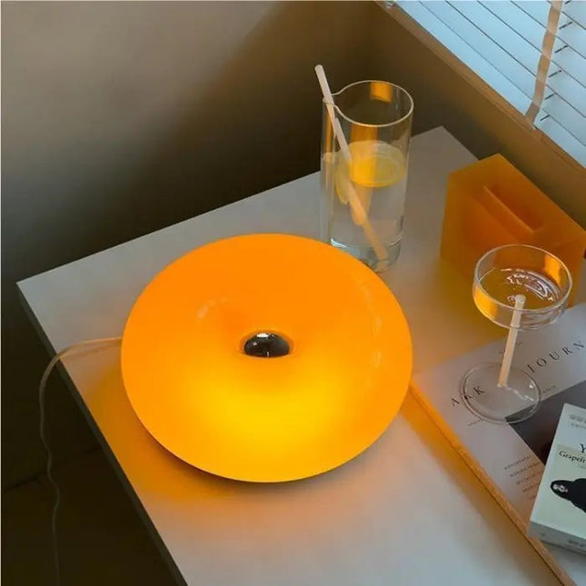 Donut Vorm LED Lamp | Modern Design | Energiezuinige Technologie | Dimbaar Licht | Glas en Metaal | Sfeervolle Verlichting | Elegante Tafellamp | 40W | Woonkamer Slaapkamer Kantoor | Verfijnde Functionele Verlichtingsoplossing