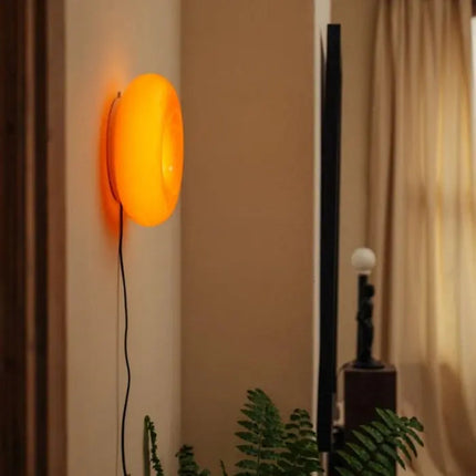 Donut Vorm LED Lamp | Modern Design | Energiezuinige Technologie | Dimbaar Licht | Glas en Metaal | Sfeervolle Verlichting | Elegante Tafellamp | 40W | Woonkamer Slaapkamer Kantoor | Verfijnde Functionele Verlichtingsoplossing