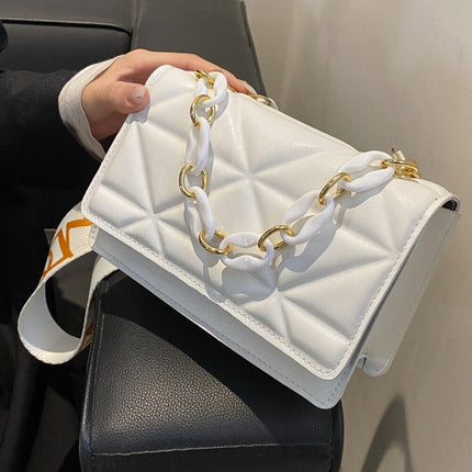 Savannah Dames Handtas Gewatteerd | Ketting Riem | Flap Klepsluiting | Crossbody Schoudertas | Verkrijgbaar in Vier Kleuren | Stijlvol Design | Veelzijdige Draagopties | Casual en Klassiek